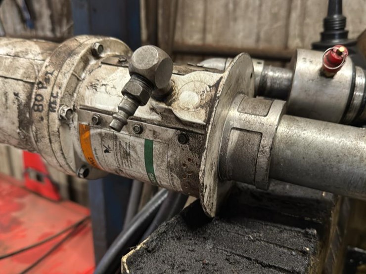 #163-•-barrel-oil-pump-system*-image-8