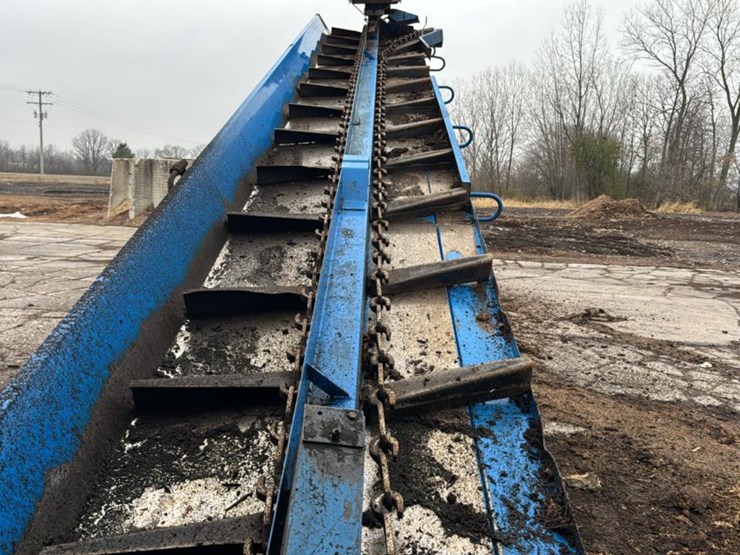 #108-•-patz-barn-sweep-image-5