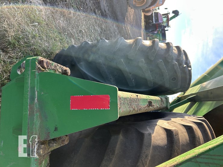 2010-parker-1348-image-39