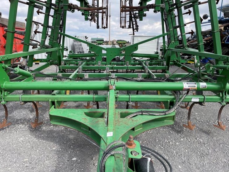 john-deere-2210-image-7