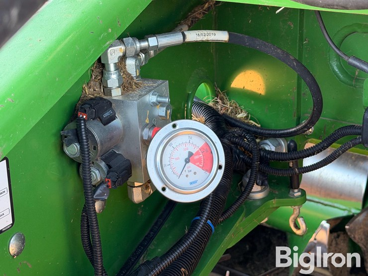 2019-john-deere-l341np-large-square-baler-image-15