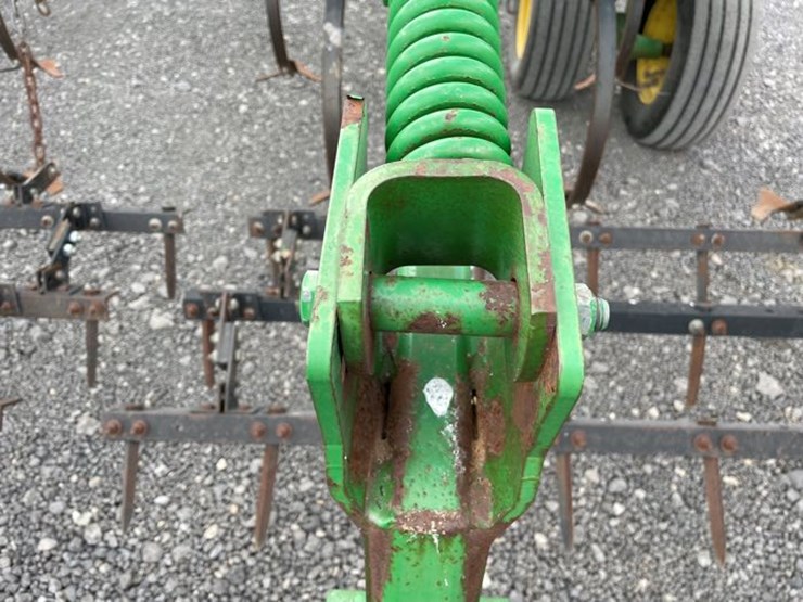 john-deere-2210-image-26
