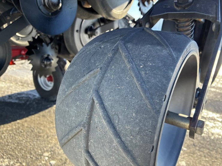 case-ih-1200-image-55