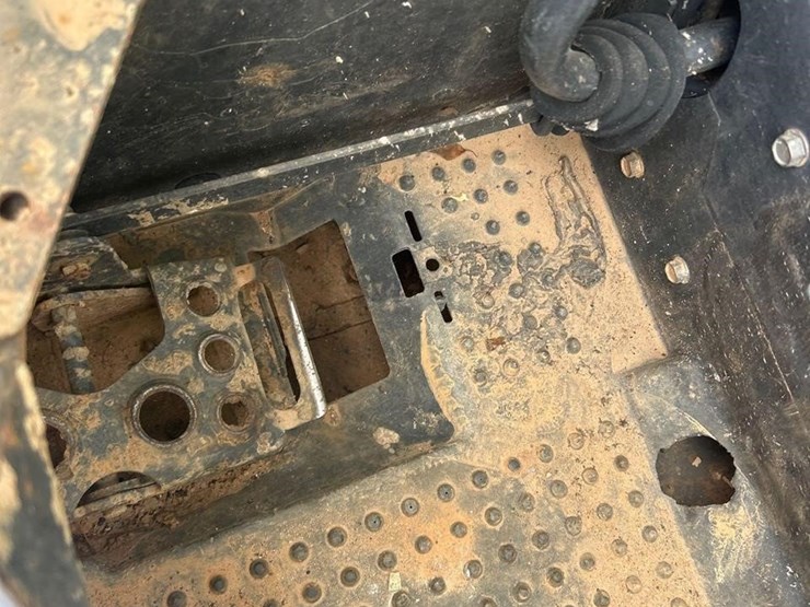 bobcat-t650-image-18