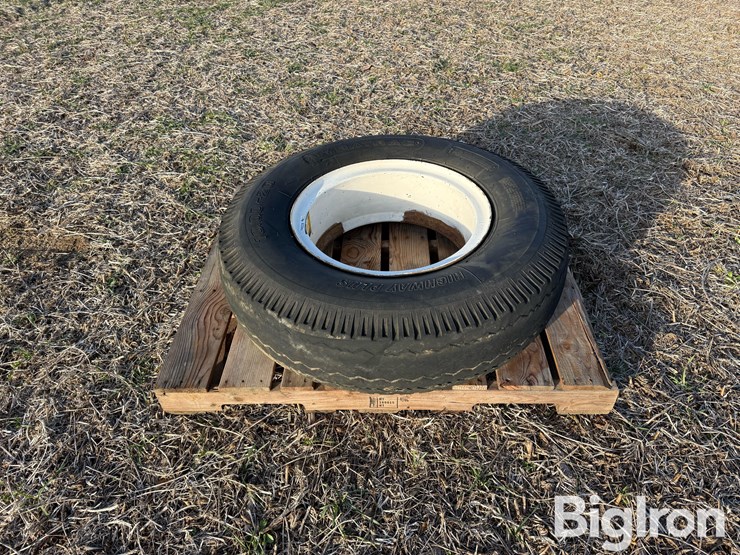 10.00-20-tire-image-4