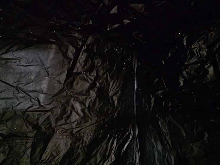 like-a-mankato-portable-fish-house,-4’-x-6’,-1-fishing-and-1-spear-hole-with-furnace-vent-image-18