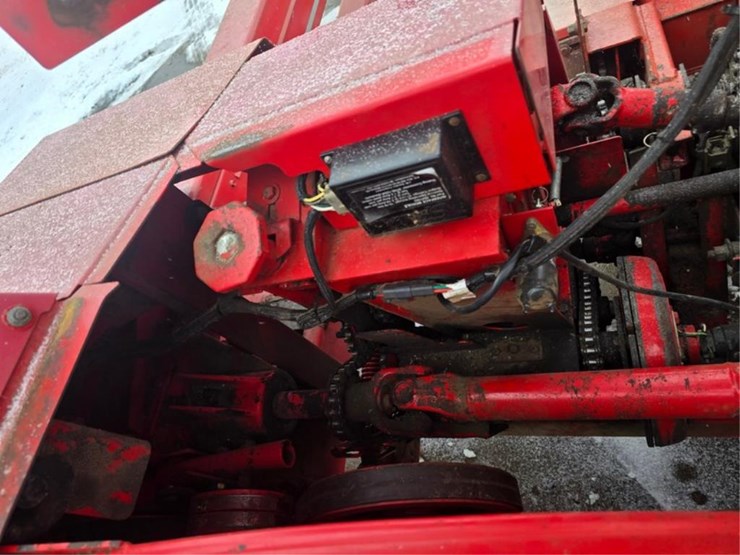 2002-gehl-1285-image-22