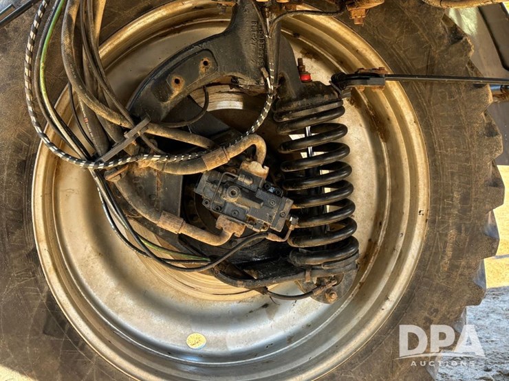 case-ih-patriot-4440-image-78