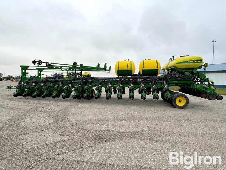 john-deere-db90-image-8