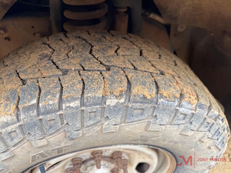 2011-ford-f250-xl-image-5