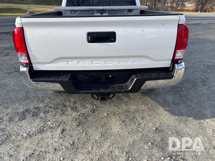 toyota-tacoma-image-32