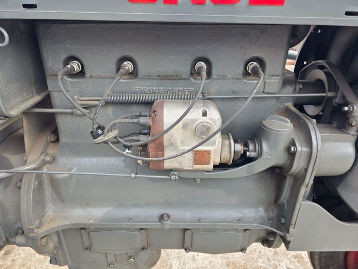 1938-case-cc-narrow-front-tractor,-new-12.4/11-36-rears,-pto,-crank-start,-sn:-4200966,-rebuilt-fro-image-41