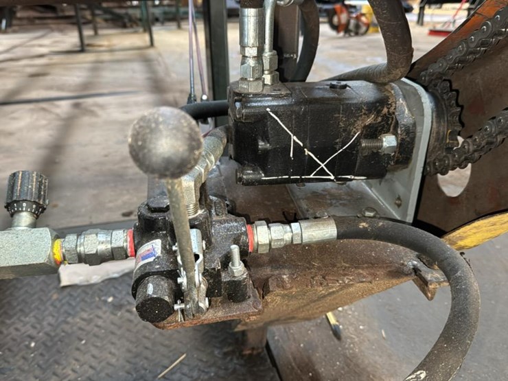 #113-•-green-chain-image-4