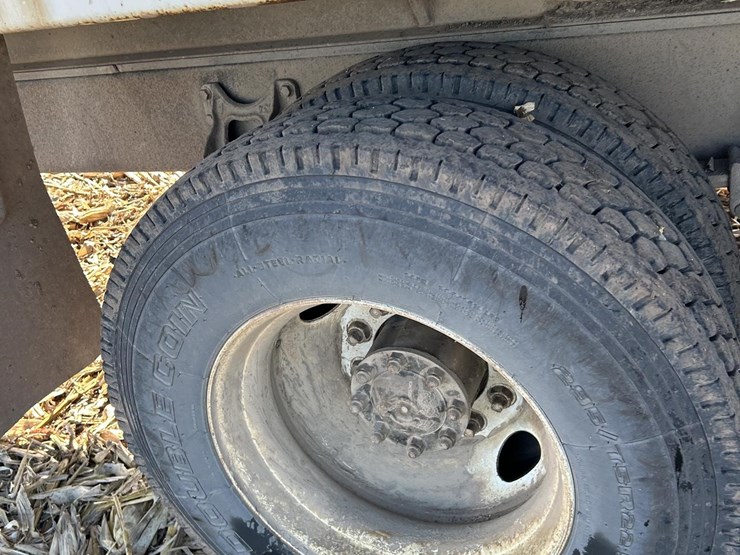 1985-international-s2500-image-27