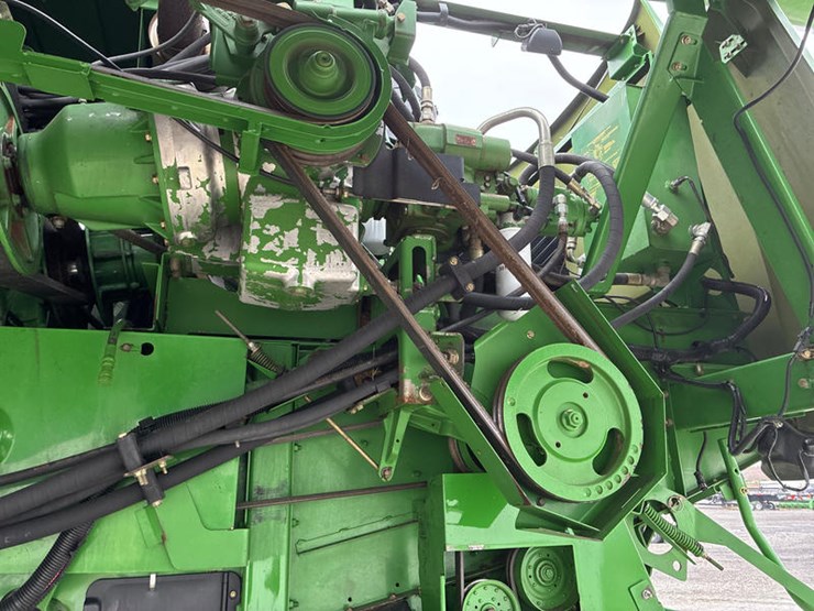 john-deere-2000-image-51