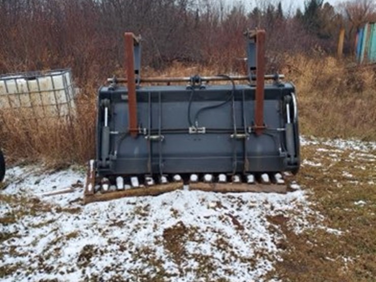 new-holland-lb95-image-6