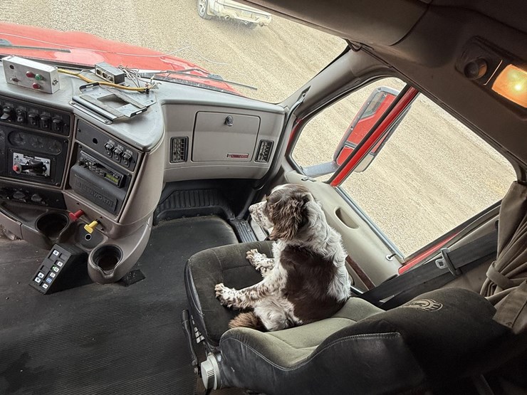 2003-kenworth-t2000-image-43