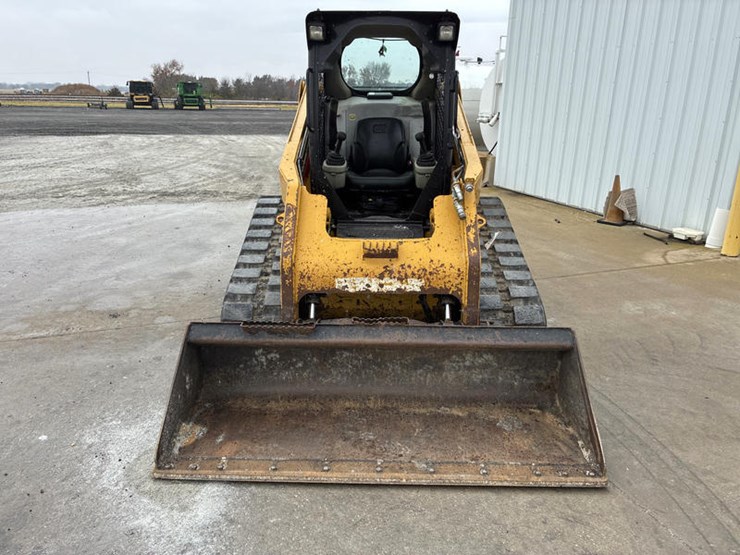 caterpillar-279c2-image-10