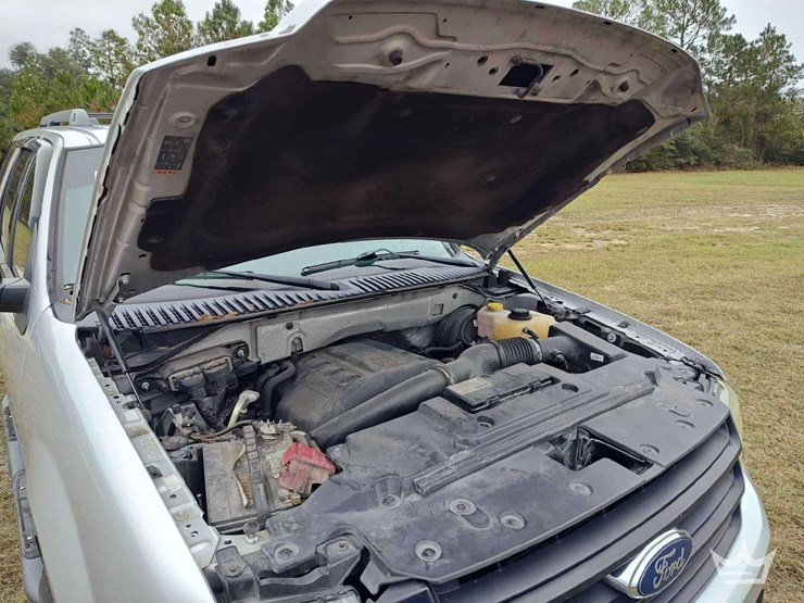 2017-ford-expedition-image-12