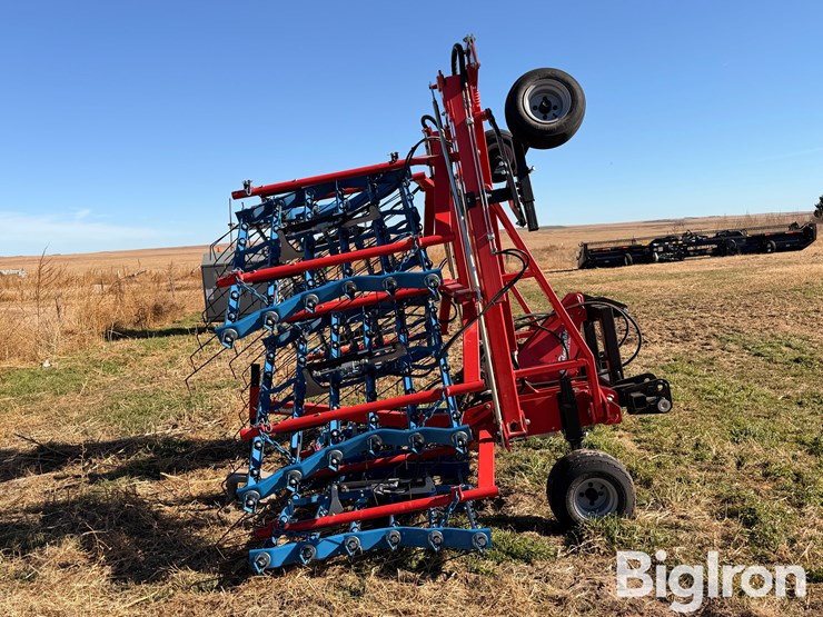 2022-hatzenbichler-30'-hydraulic-comb-harrow-image-4