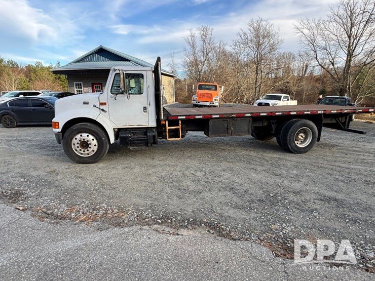 international-4700-image-14