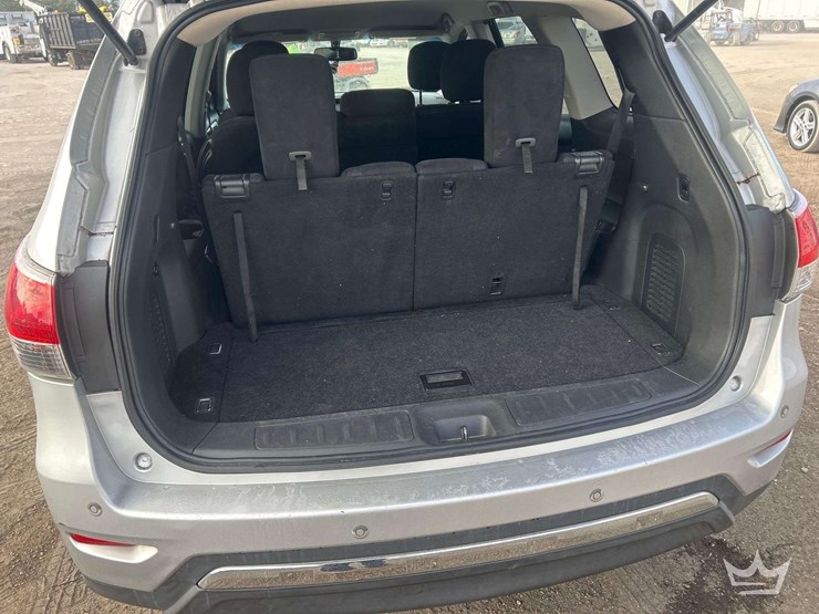 2015-nissan-pathfinder-image-34