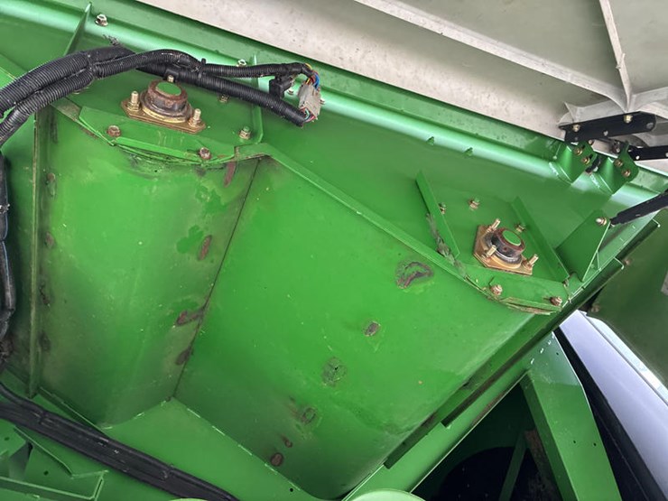 john-deere-9560-image-78