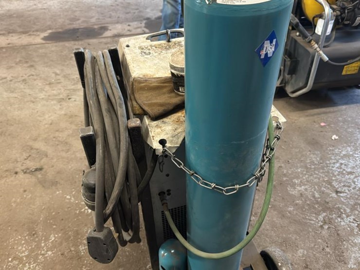 #154-•-mig-welder*-image-3