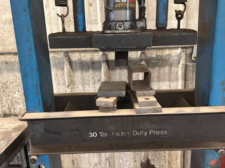 #159-•-30-ton-press*-image-5
