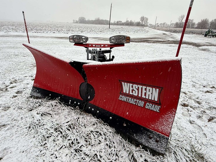 western-v-snow-plow,-8’6”,-right-or-left-swing,-scoop-or-v-plow,-comes-with-mounting-brackets-to-fit-image-1