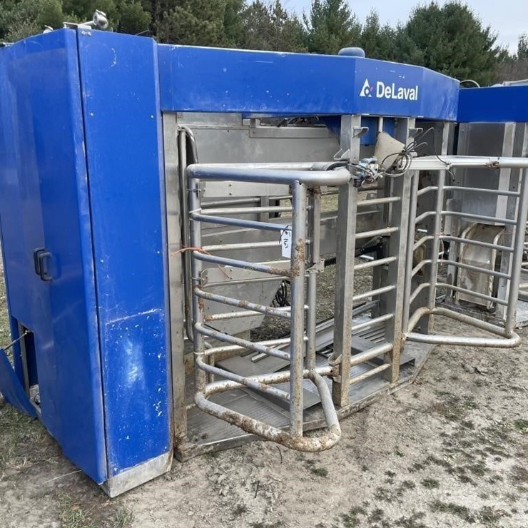 Delavel Classic VMS Milking Robot