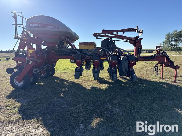 2016-case-ih-2016-image-4