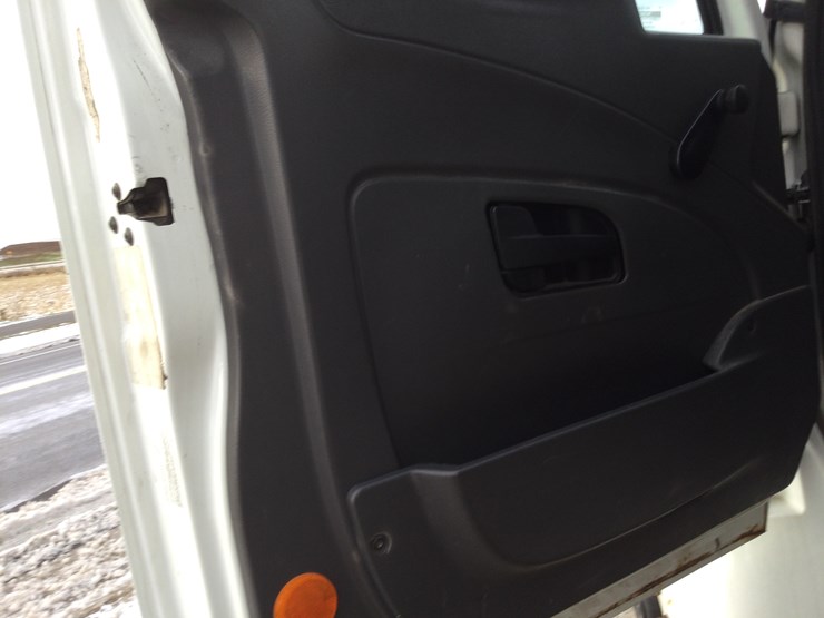 2013-international-durastar-4300-image-19