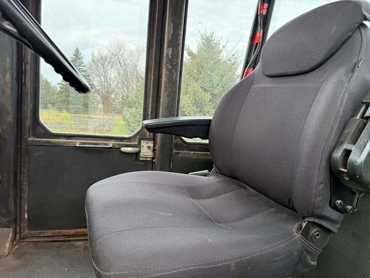 1974-steiger-bearcat-ii-st225-image-18