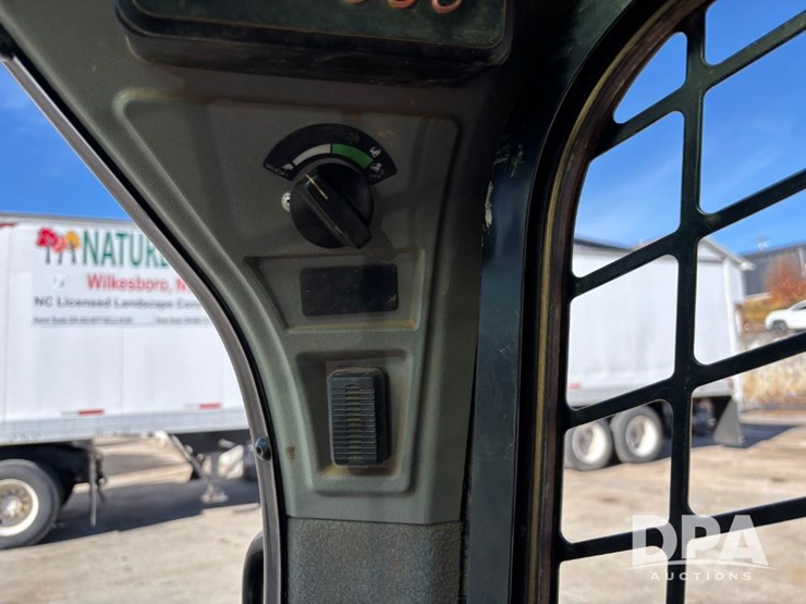 2024-caterpillar-289d3-image-55