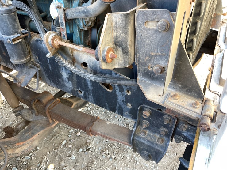 international-4700-image-42