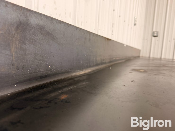 heavy-duty-12'-shop-welding-table-w/-vise-image-8