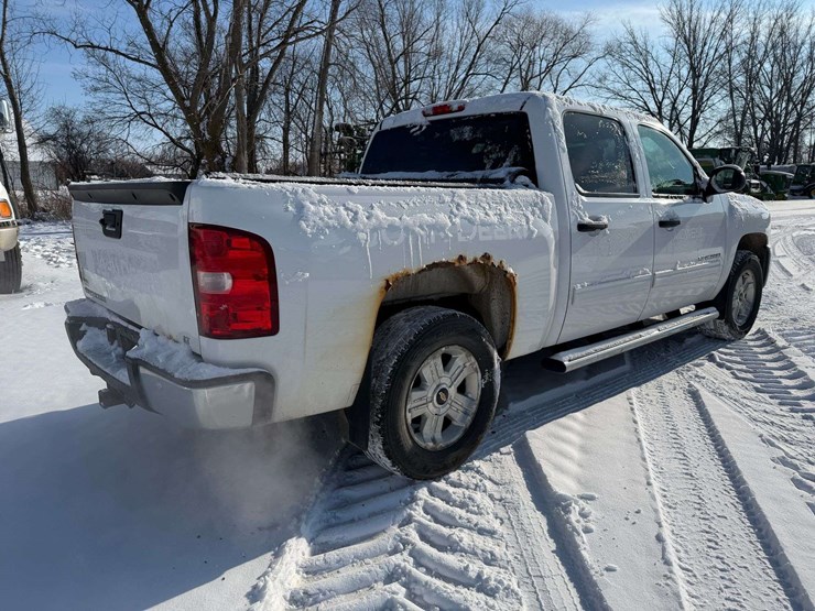 2013-chevrolet-silverado-1500-lt-image-5