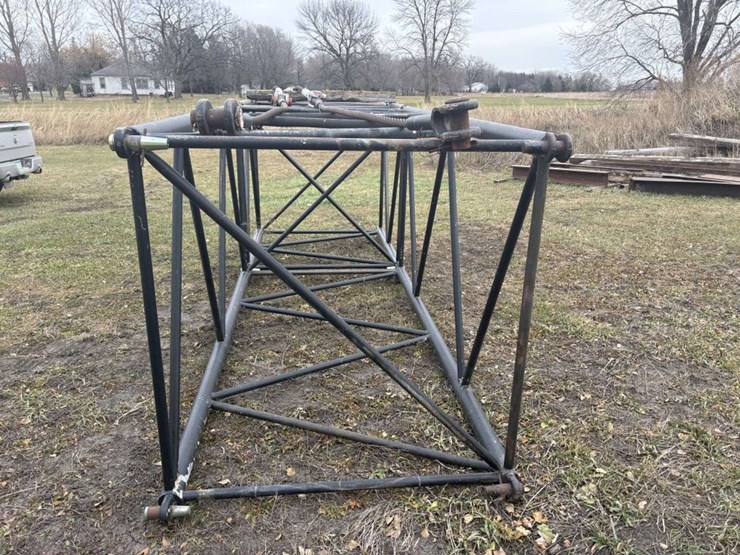 crane-boom-sections,-60”x60”,-(1)-is-5’-long,-(1)-is-10’-long,-1-7/8”-pins;-(2)-1-1/2”-cables-with-2-image-5