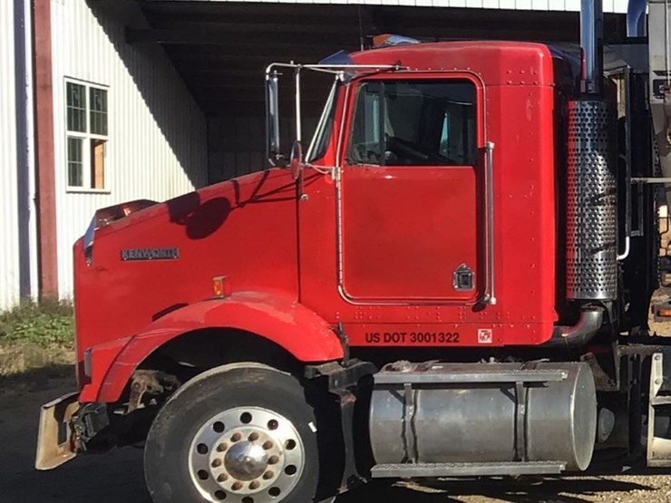 2004-kenworth-t800-image-7