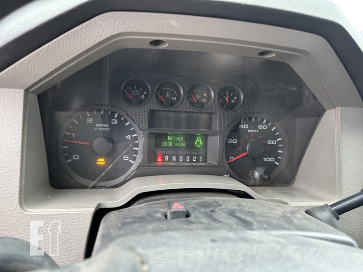 ford-f550-xl-image-22