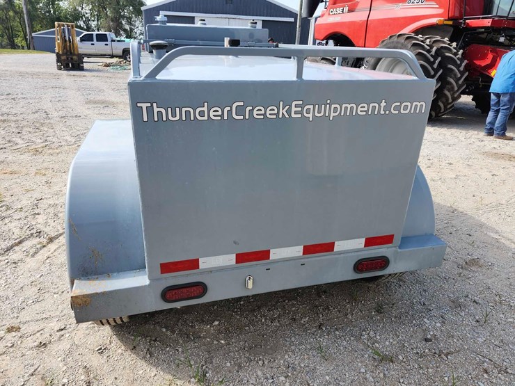 thundercreek-adt-500-tandem-fuel-trailer-image-7