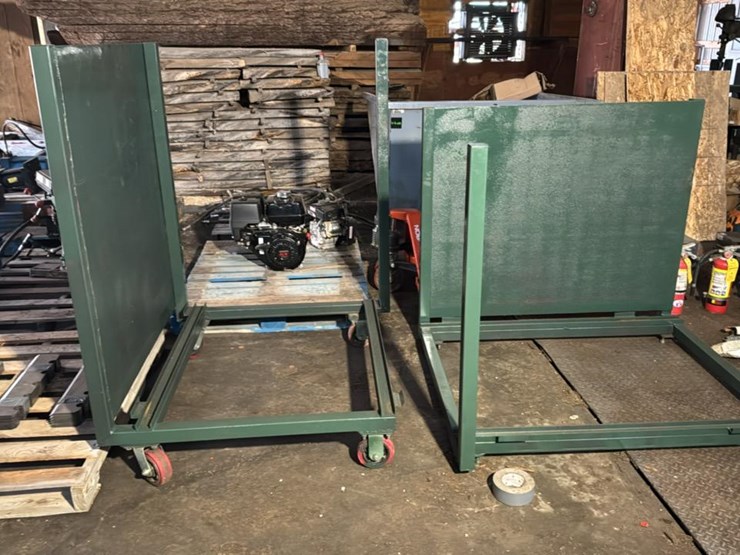 #149-•-stacking-racks-image-1