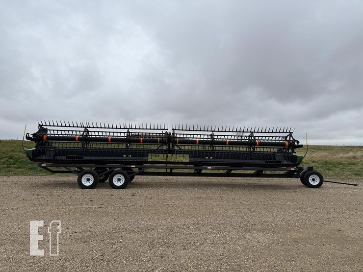 2013-john-deere-435d-image-5