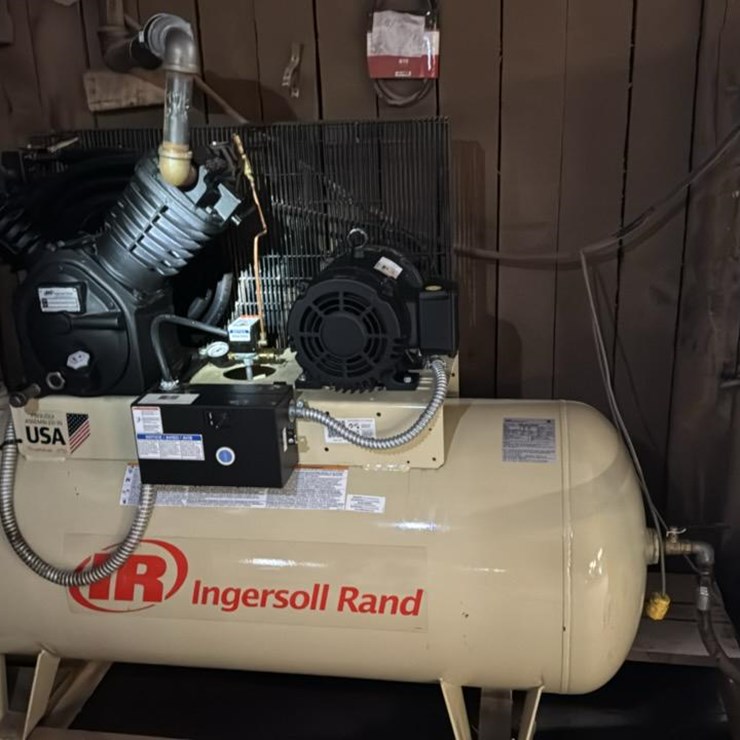 #110 • Ingersoll Rand Air Compressor