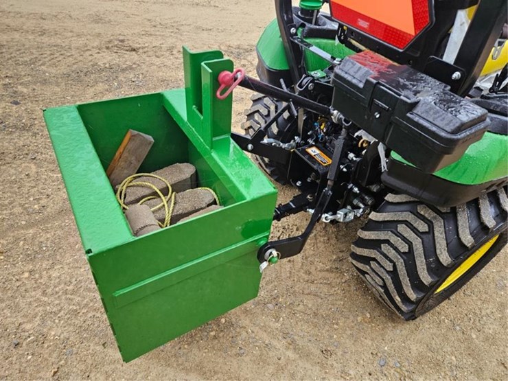 john-deere-1025-image-14