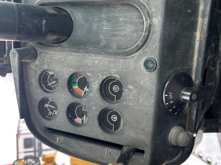 john-deere-4430-image-38