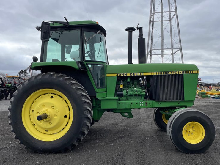 john-deere-4640-image-22