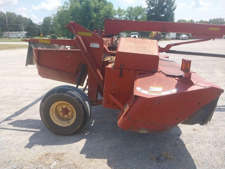 new-holland-1442-image-4