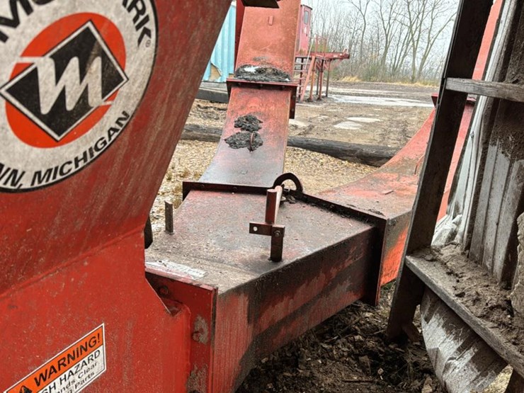 #106-•-morbark-chip-blower-image-4